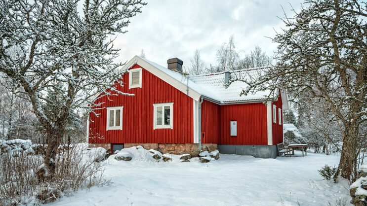 Spara el när sommarstugan blir till vinterstuga.